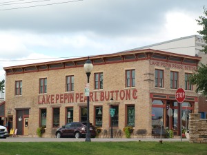 Perl Buttons Store in Lake City